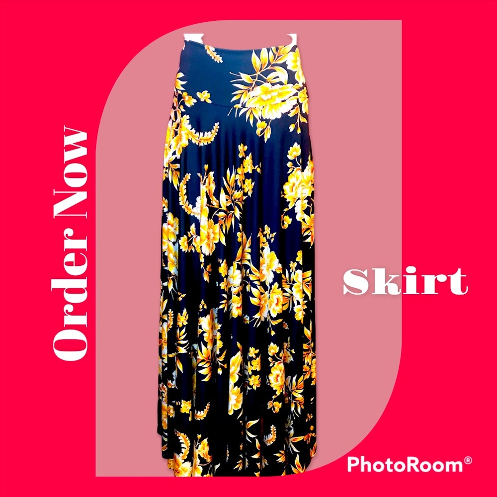 Circle Long skirt with flowers